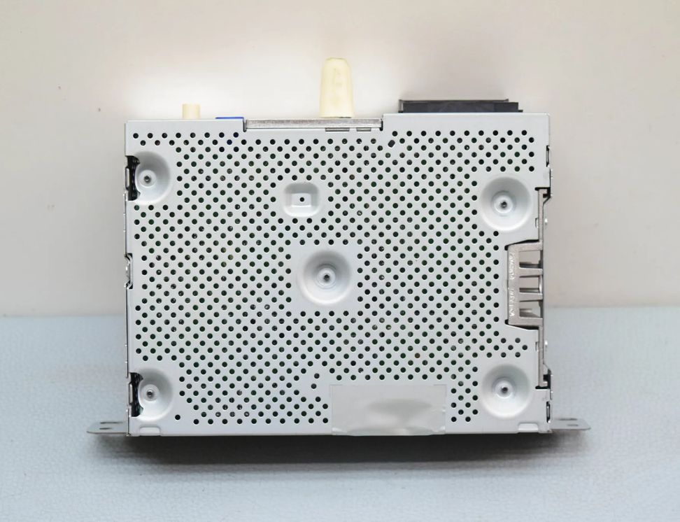 PEUGEOT 3008 2 generation (2017-2023) Zenelejátszó GPS-szel 9818777780 30740546