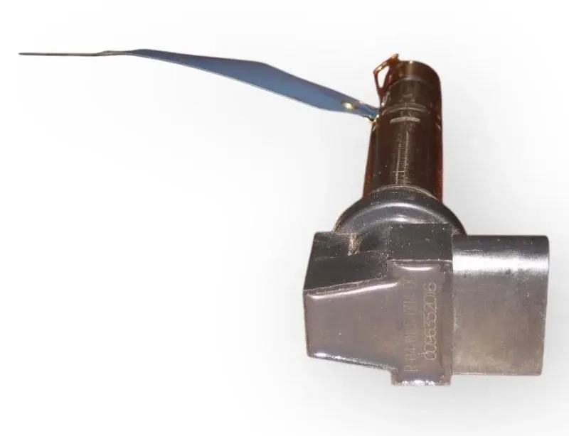 VOLKSWAGEN Golf 4 generation (1997-2006) Nagy feszültségű gyújtótekercs 0096352016,036905715,036905715A,036905715C,036905715E,036905715F,036905715G,36905715,36905715A,36905715C,36905715E,36905715F,36905715G,R0401S00400 30665383