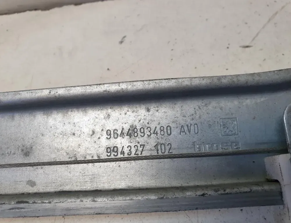 PEUGEOT 407 1 generation (2004-2010) Jobb első ajtó ablakemelője 9644893480 32699587