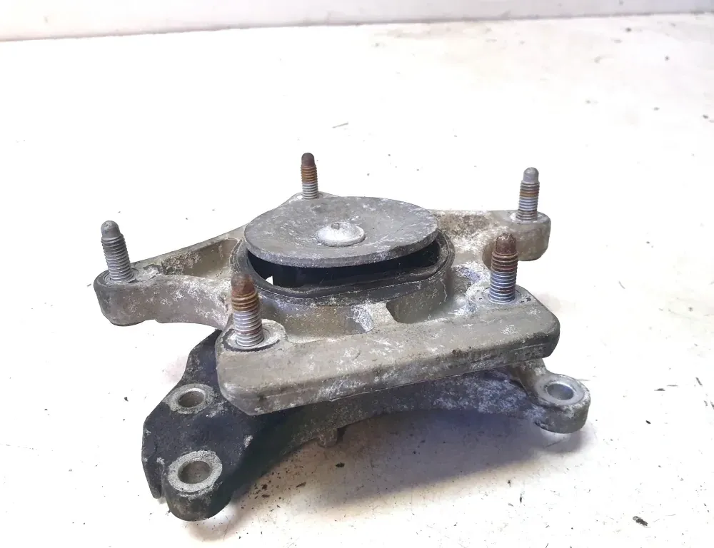 MERCEDES-BENZ C-Class W204/S204/C204 (2004-2015) Sebességváltó-szerelőkonzol A2042400618 34832635