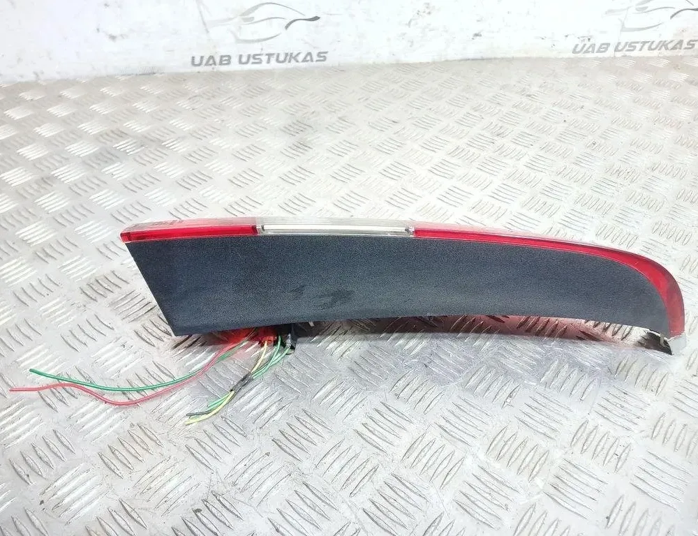 VOLVO V70 2 generation (2000-2008) Bal hátsó lámpa 9154493 31307387