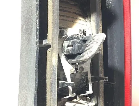 VOLVO V70 3 generation (2007-2020) Bal hátsó lámpa 9154493 33317509