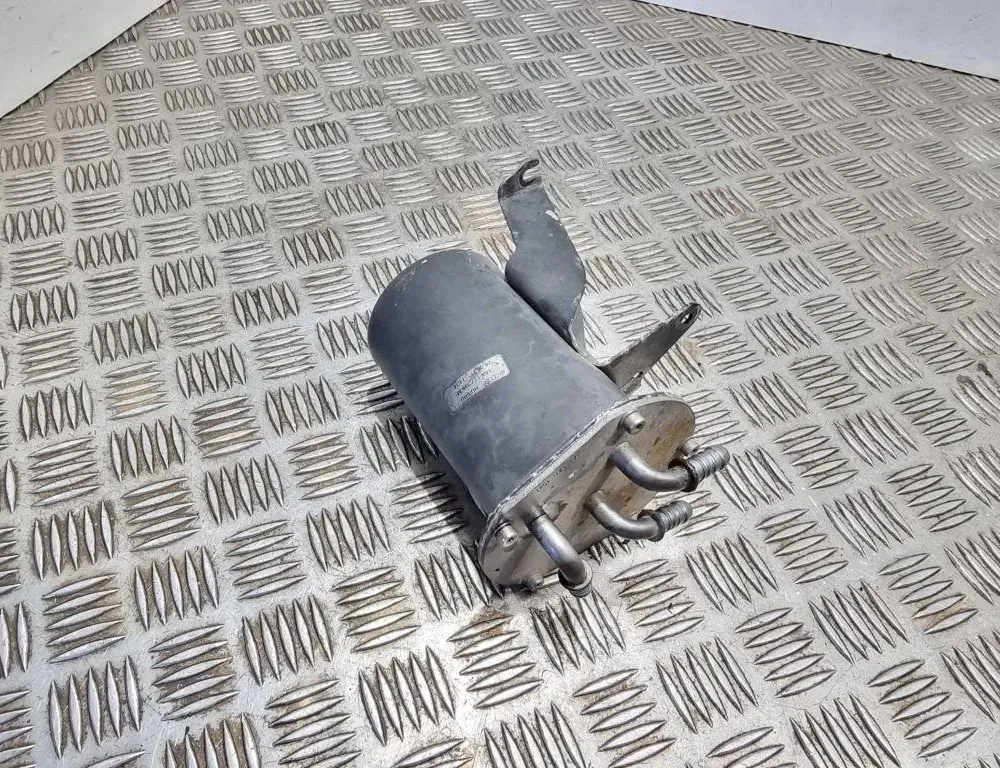 VOLKSWAGEN Passat B7 (2010-2015) Корпус топливного фильтра 5525700,7N0127400 32749317