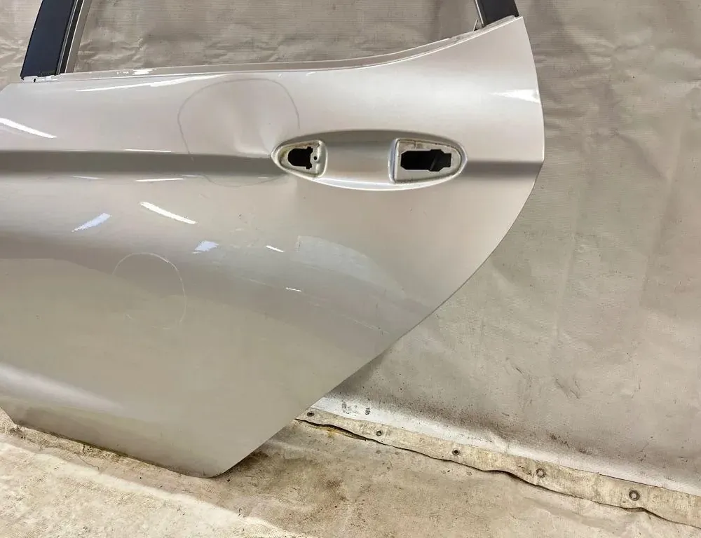 FORD Fiesta 7 generation (2017-2024) Bal hátsó ajtó H1BBA24721AF 33575502