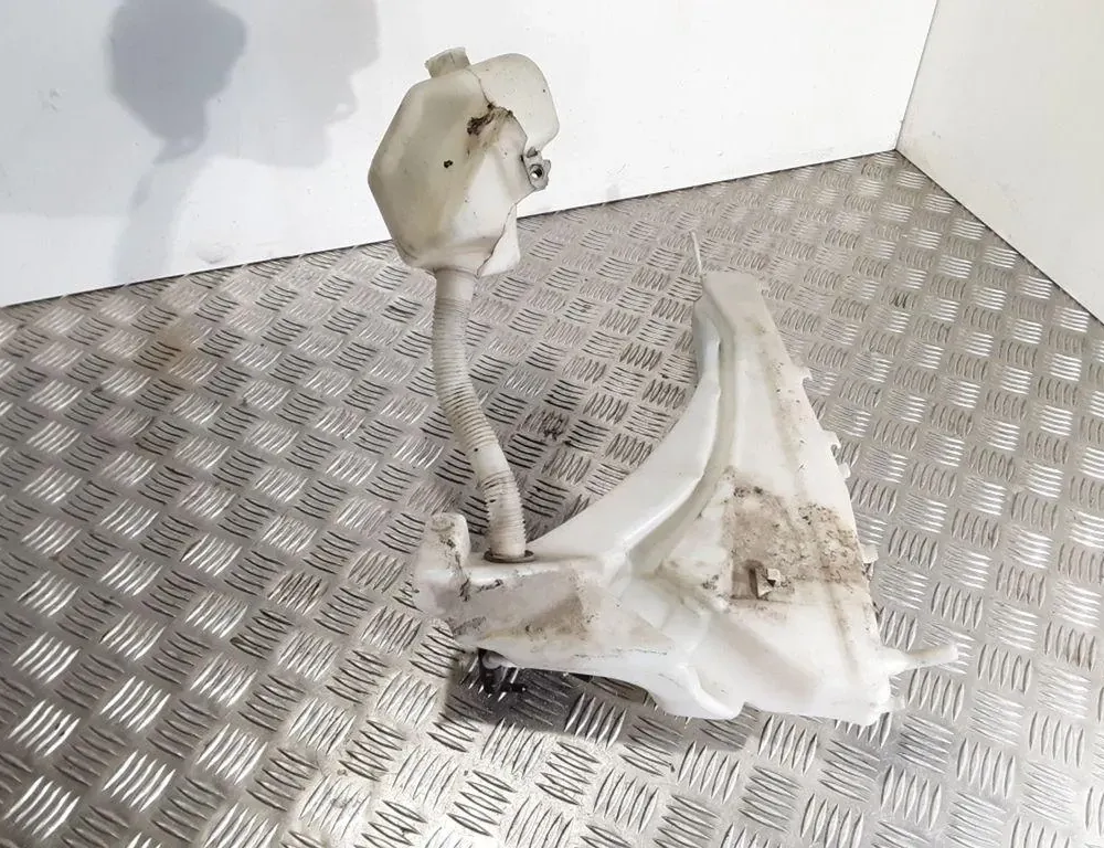 VOLVO V50 1 generation (2003-2012) Ablakmosó tartálya 30657122 34833192