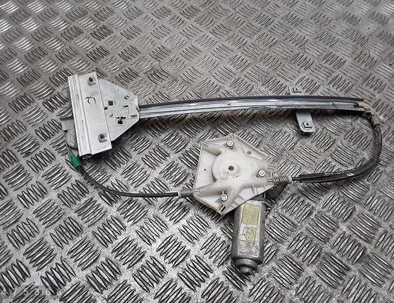 VOLVO V40 1 generation (1996-2004) Rear left door window lifter 113302 28614083