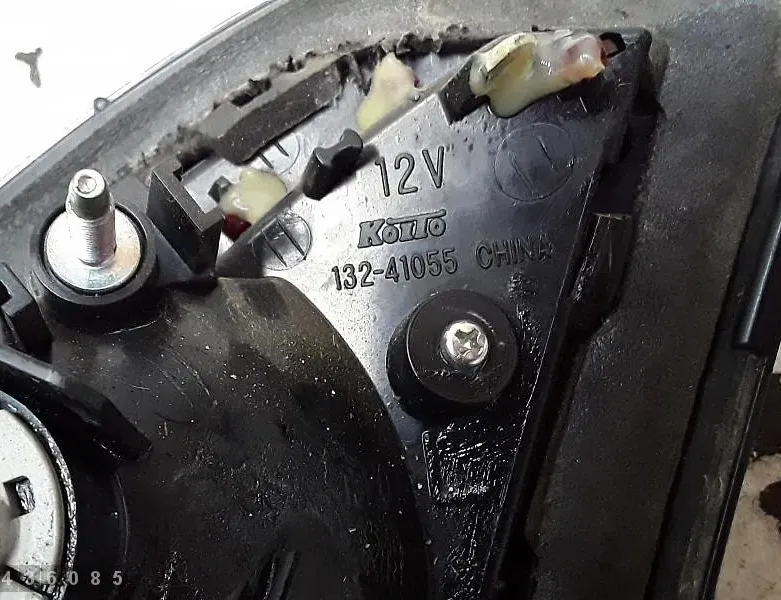 MAZDA Carol 6 generation (HB25S, HB35S) (2009-2014) Right Side Tailgate Taillight 13241055 28651780