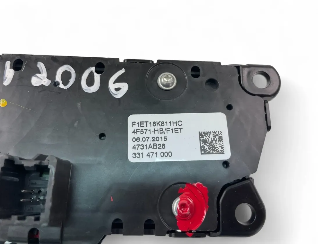 FORD Focus 3 generation (2011-2020) Кнопки музыкального проигрывателя F1ET18K811HC 32764159