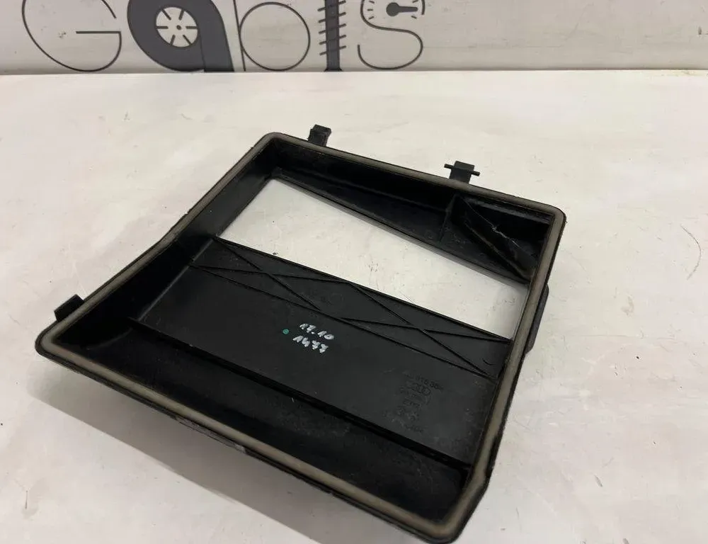 AUDI R8 2 generation (2015-2024) Légszűrő doboz felső része 4S2815389 32205169