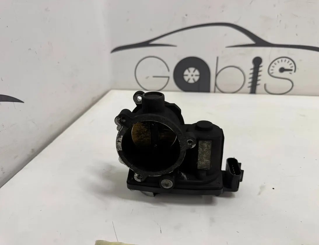 HARLEY-DAVIDSON MC SOFTAIL Throttle body 32812123