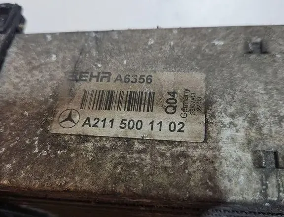 MERCEDES-BENZ E-Class W211/S211 (2002-2009) Feltöltőlevegő-hűtőrács A2115001102 31062124