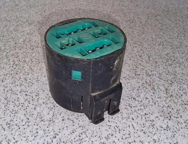 BMW 5 Series E39 (1995-2004) Parkoló PDC-érzékelő hangszórója 65818360995 33749695