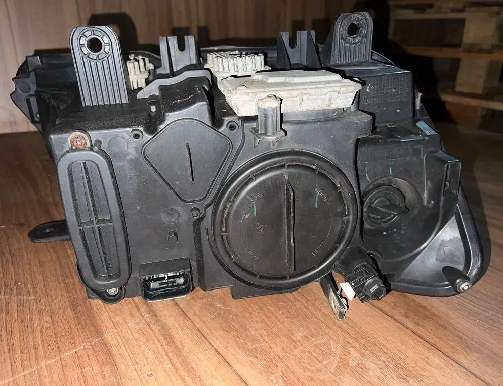 BMW X3 F25 (2010-2017) Front Right Headlight 7217295 33767950