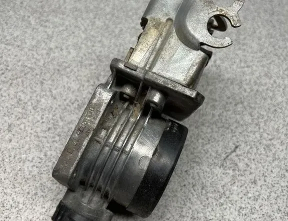 BMW 5 Series E39 (1995-2004) Nyomásszabályozó háza 1433237 33963592