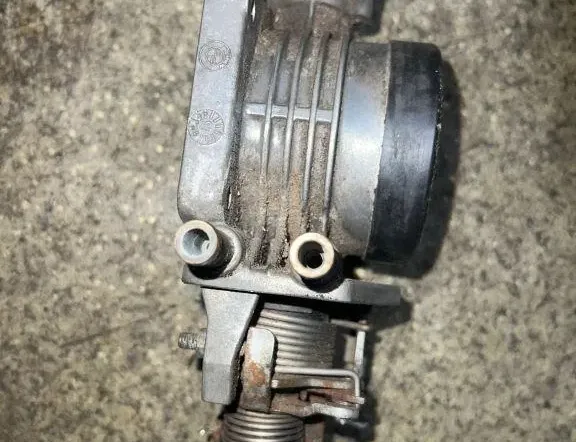 BMW 5 Series E39 (1995-2004) Nyomásszabályozó háza 1433345 33961158