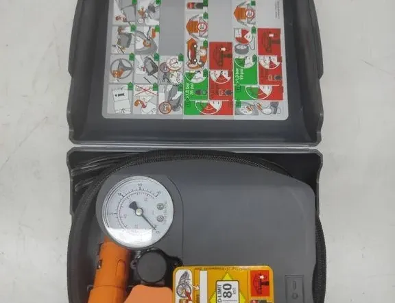 RENAULT Scenic 3 generation (2009-2015) Gumiabroncs-kompresszor D30165 33239683