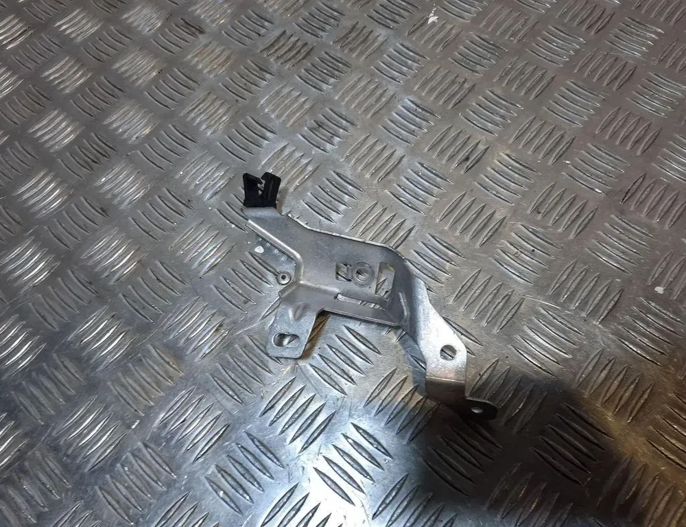 PORSCHE Cayenne 958 (2010-2018) Egyéb karosszéria-alkatrészek 7P5951193 33407699