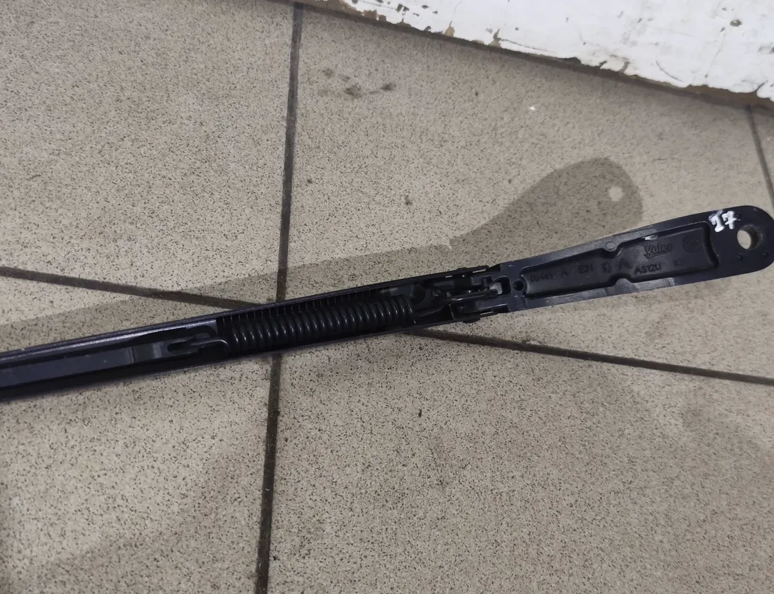 PEUGEOT Traveller 1 generation (2017-2023) Front wiper blade arm 06461A 29050140