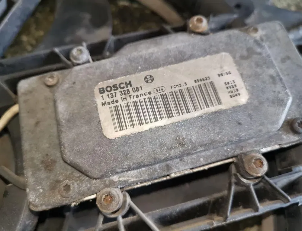 VOLVO S80 1 generation (1998-2006) Диффузор 30680547 33856498