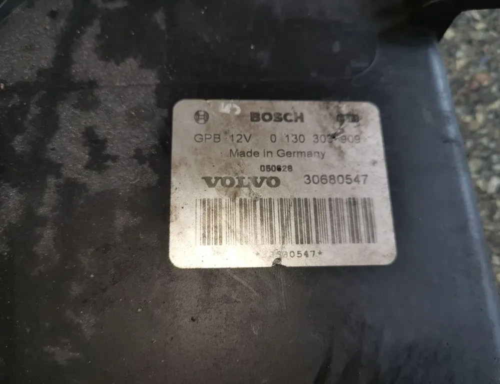 VOLVO S80 1 generation (1998-2006) Диффузор 30680547 33856498