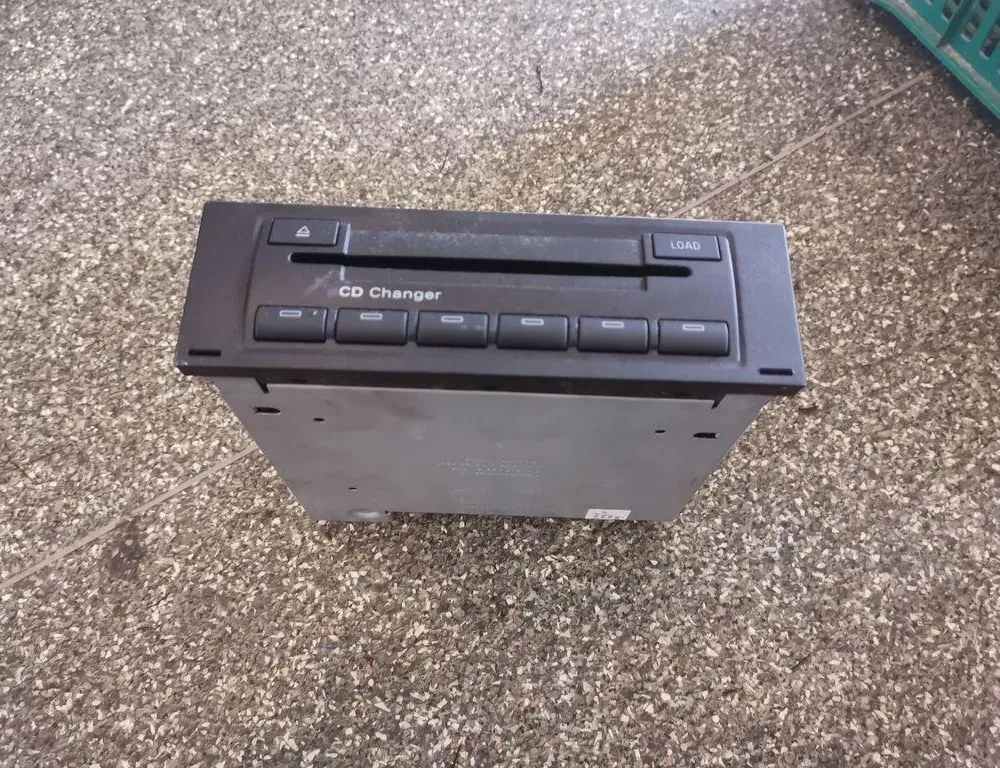 AUDI A4 B6/8E (2000-2005) CD-tár 8E0035111D 33873483