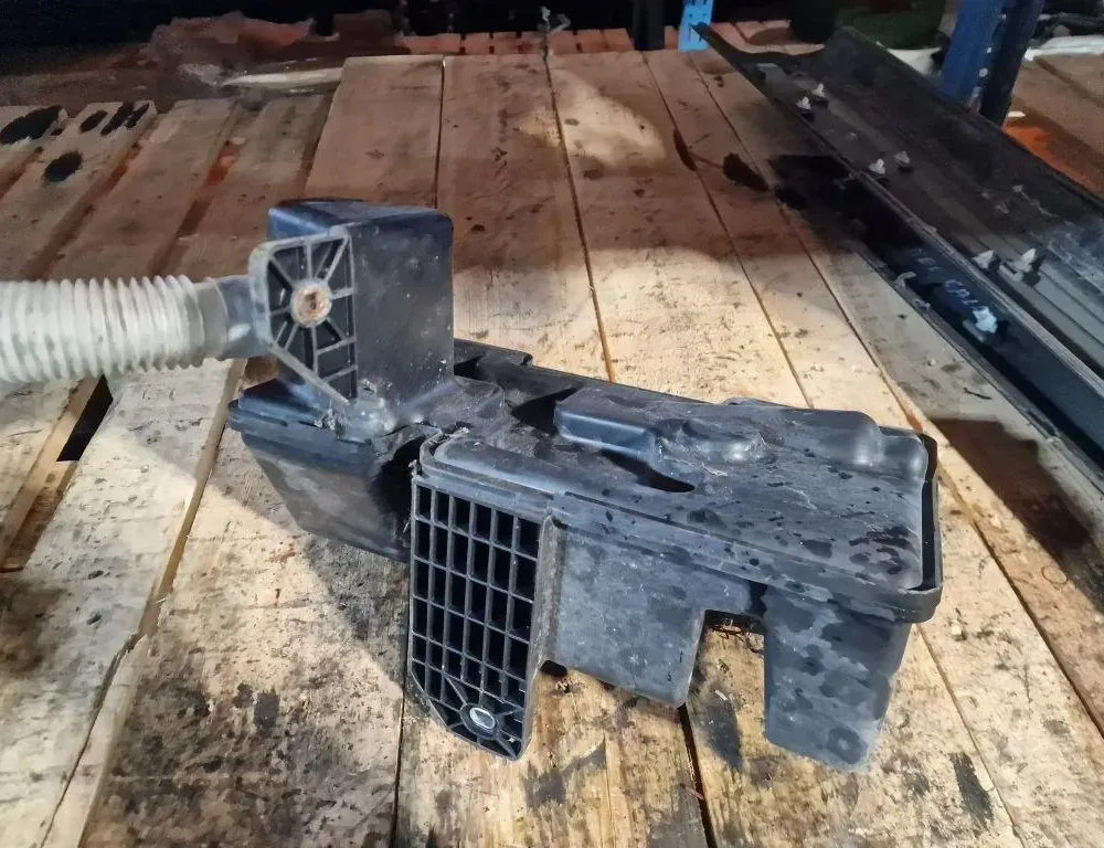 VOLKSWAGEN Tiguan 1 generation (2007-2017) Akkumulátor-tömítőbetét 5N0955453 33874770