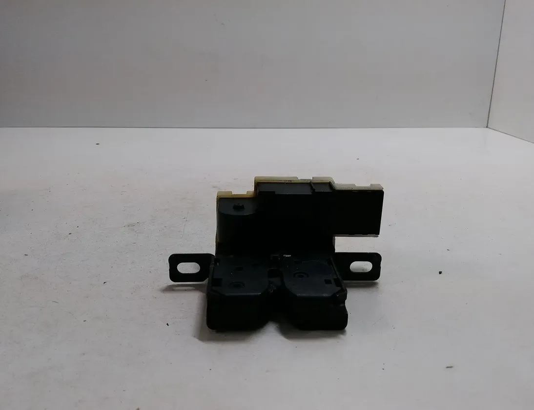 RENAULT Laguna 2 generation (2001-2007) Tailgate Boot Lock 8200000894 28375561