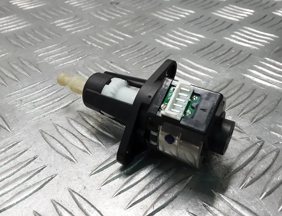 VOLVO XC40 1 generation (2017-2024) Fényszórószintező motor 89022080 28387873