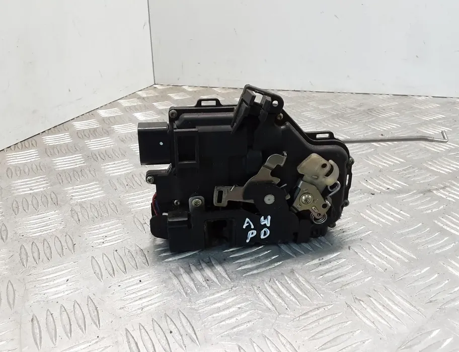 AUDI A4 B6/8E (2000-2005) Jobb első ajtó zárja 4B2837016G 29857936