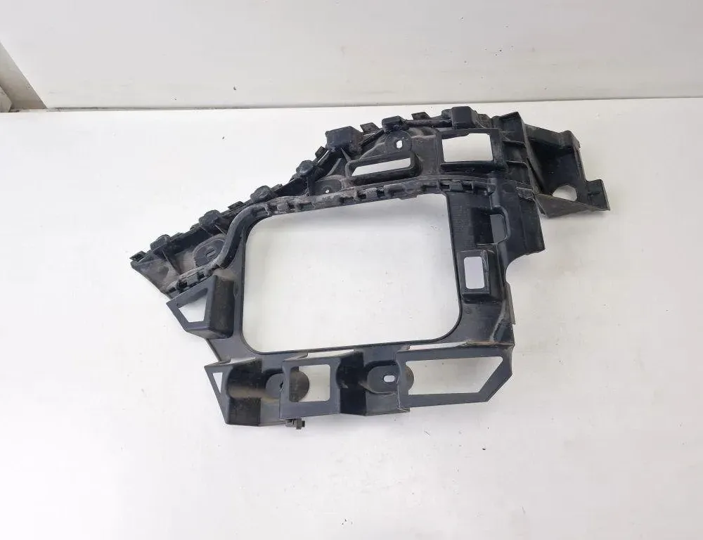 VOLKSWAGEN Touareg 2 generation (2010-2018) Jobb hátsó lökhárító konzolja 7P6807393A 31249368