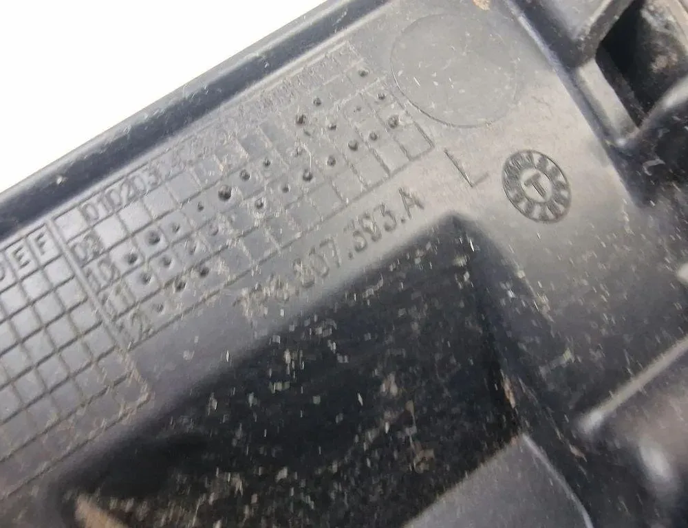 VOLKSWAGEN Touareg 2 generation (2010-2018) Jobb hátsó lökhárító konzolja 7P6807393A 31249368