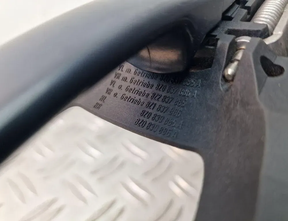 AUDI A3 8L (1996-2003) Left Side Sliding Door Exterior Handle 8Z0839886A 31251109