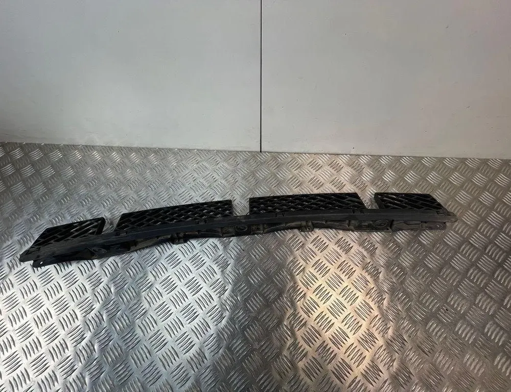 VOLKSWAGEN Touareg 2 generation (2010-2018) Jobb hátsó lökhárító konzolja 7P6807863 31274669