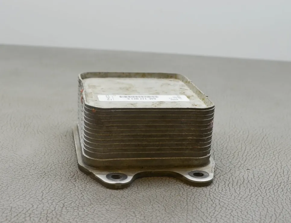 AUDI A3 8V (2012-2020) Масляный радиатор 04E117021C 11276927