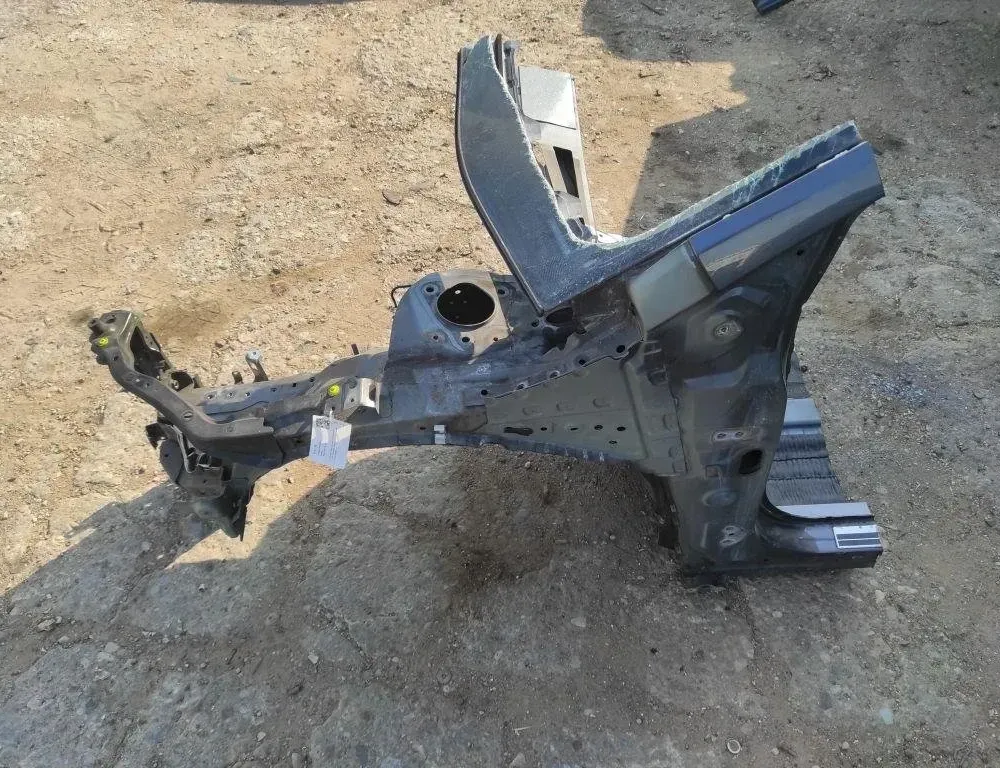 TOYOTA Prius 4 generation (XW50) (2015-2023) Bal első negyed 31585774