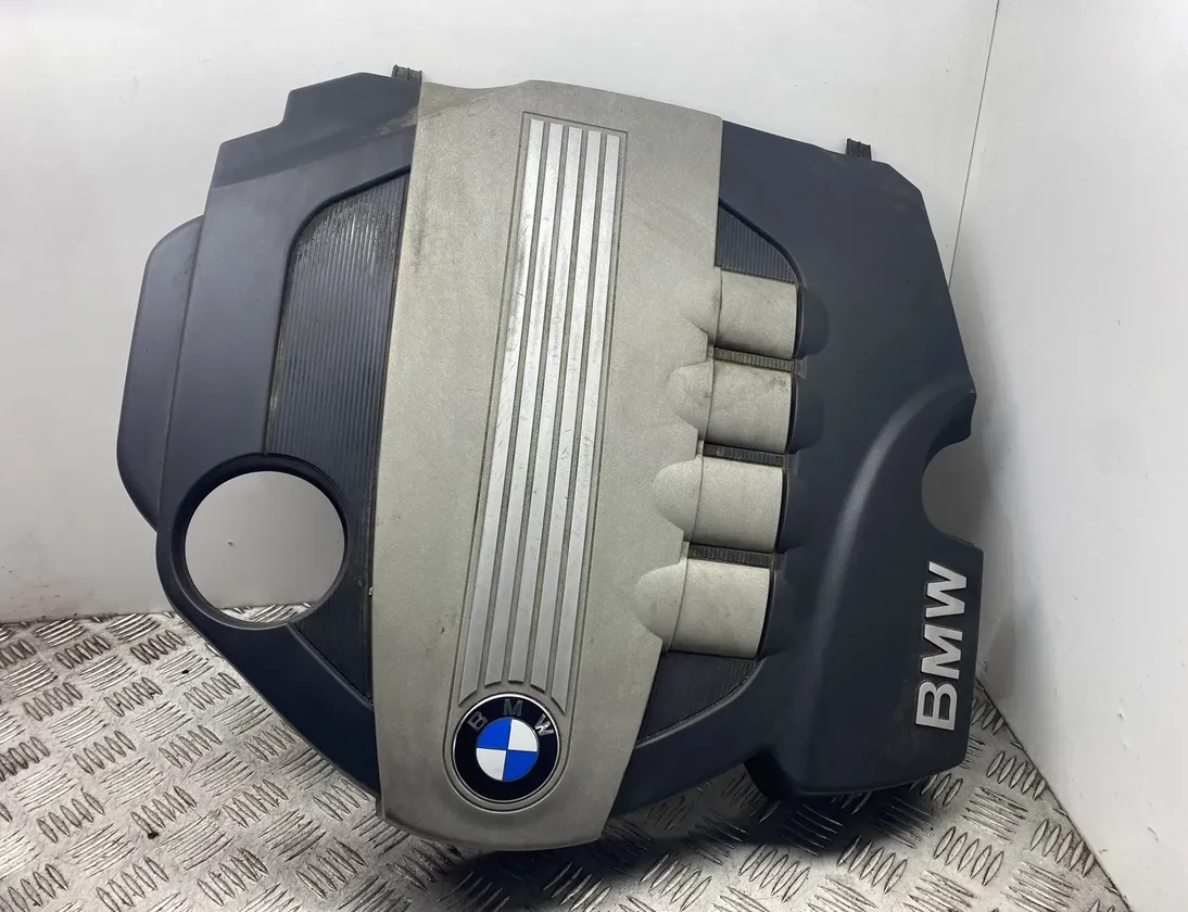 BMW 1 Series E81/E82/E87/E88 (2004-2013) Motorburkolat 11147797410,7797410 23831659