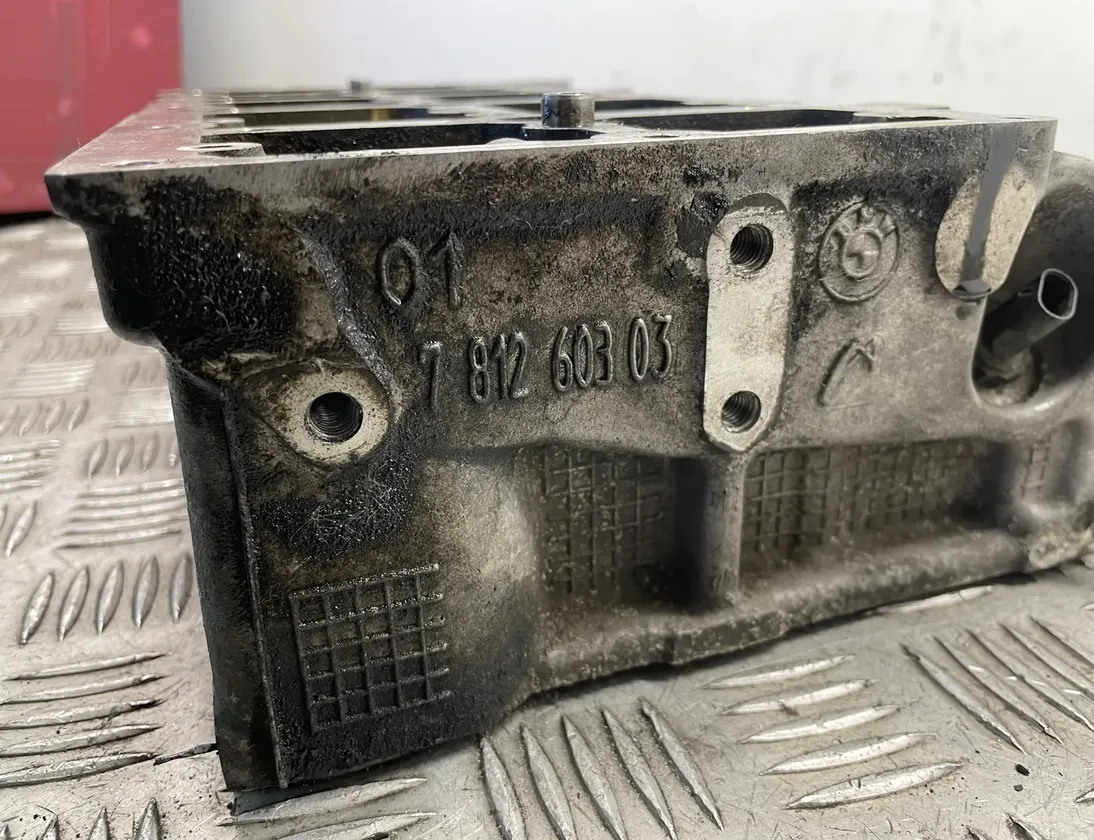 BMW 3 Series E90/E91/E92/E93 (2004-2013) Motorhenger feje 7812603 27303272