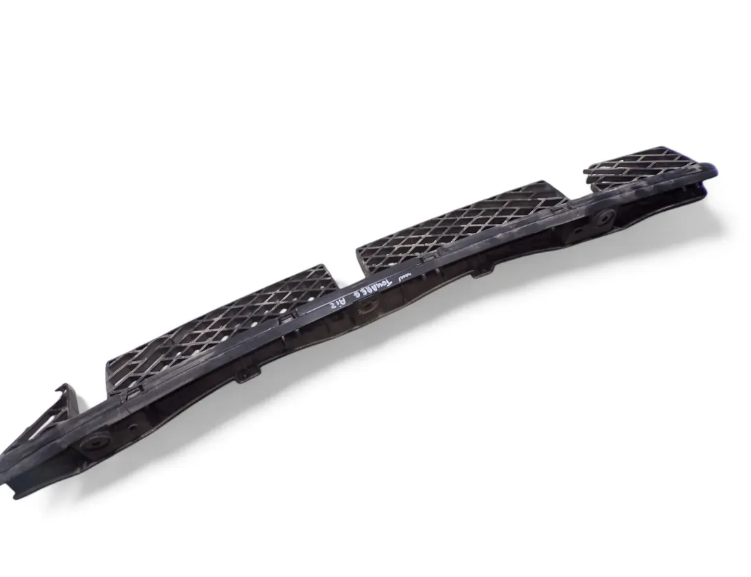 VOLKSWAGEN Touareg 2 generation (2010-2018) Hátsó lökhárító középső szerelőkonzolja 7P6807863A 28444326