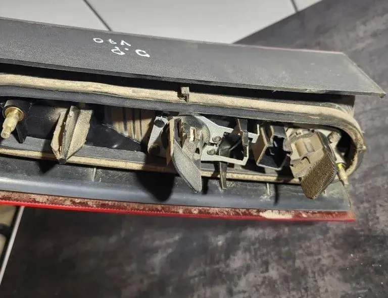 VOLVO V70 1 generation (1997-2000) Jobb hátsó lámpa 9154494 31499846