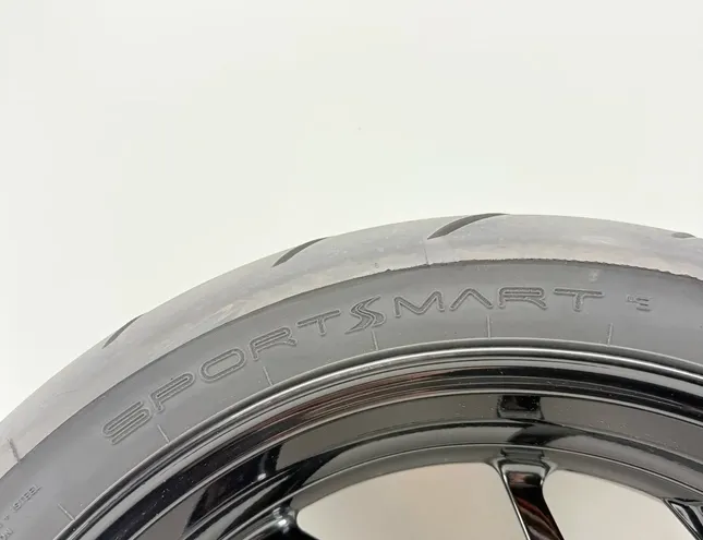 BMW K Hátsó kerék alufelnije 7703629 33790447