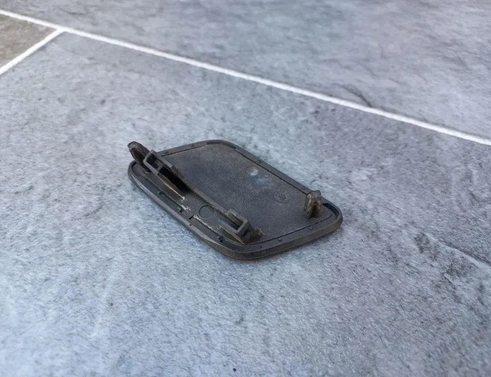 VOLKSWAGEN Passat B6 (2005-2010) Right Side Headlight Washer Cover Cap 3C0955110A 31440679