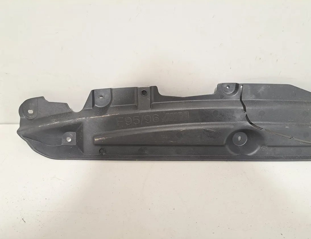 BMW X5 G05/G18 (2018-2024) Задняя средняя нижняя защита 8070788 34494837