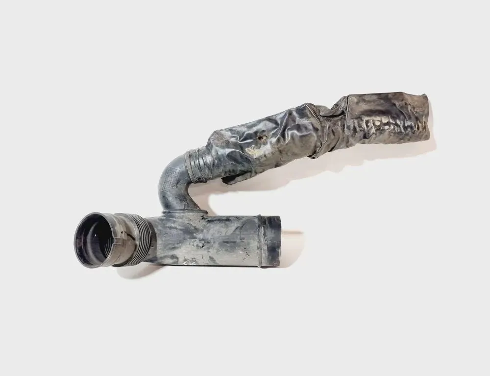 CADILLAC BLS 1 generation (2006-2009) Légbeszívó cső 55557429,59214B,57923B 34069952