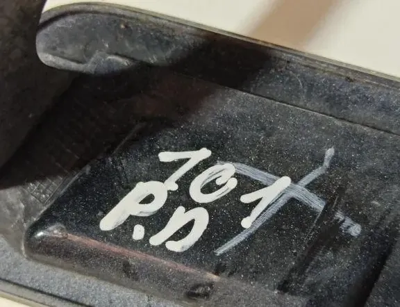 AUDI A5 8T (2007-2016) Jobb oldali fényszórómosó zártakaró lemeze 15059 34036939