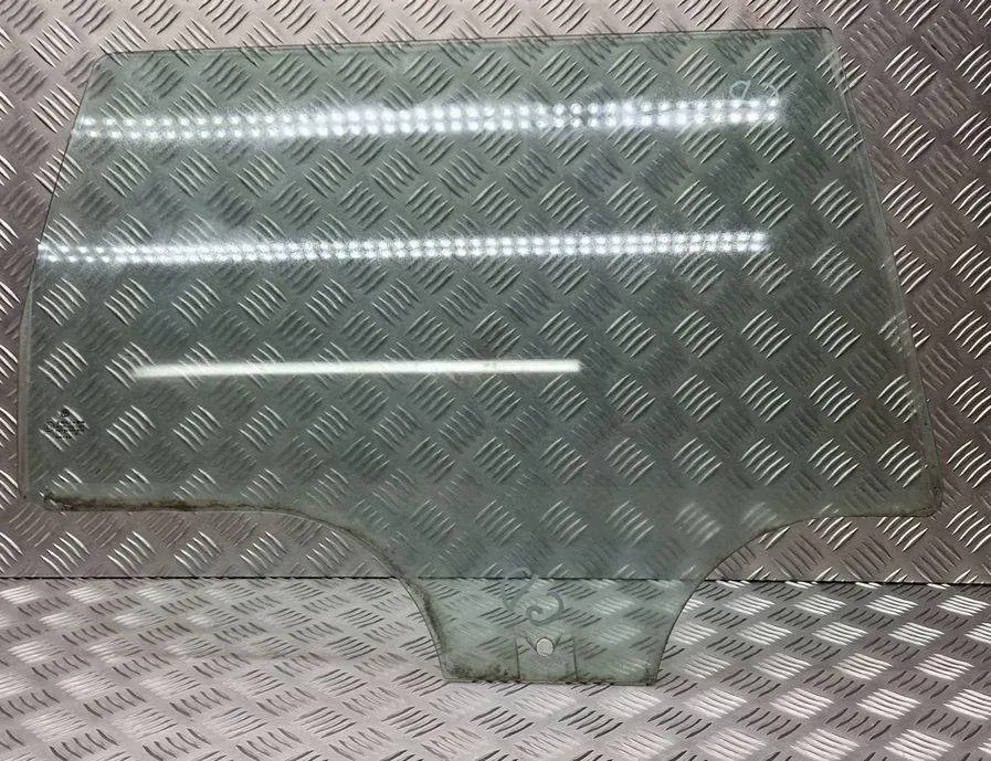 VOLKSWAGEN Passat B7 (2010-2015) Jobb hátsó ajtó ablaküvege 43R00081 31081776