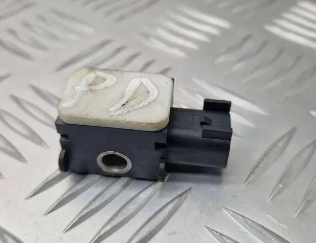 FORD Focus 2 generation (2004-2011) Jobb hátsó balesetérzékelő 3M5T14B342AB 31116385