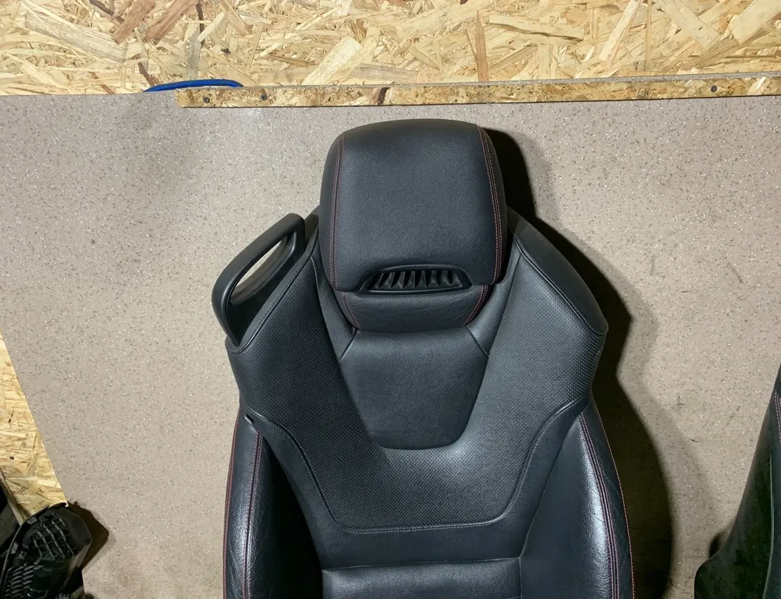 MERCEDES-BENZ SLC-Class R172 (2016-2020) Belső ülések W/ ajtópanel készlet 33102703