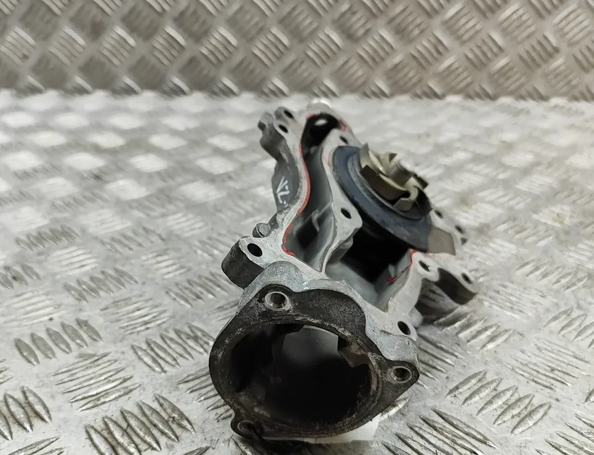 OPEL Ampera 1 generation (2012-2015) Водяной насос 55568032 33098969