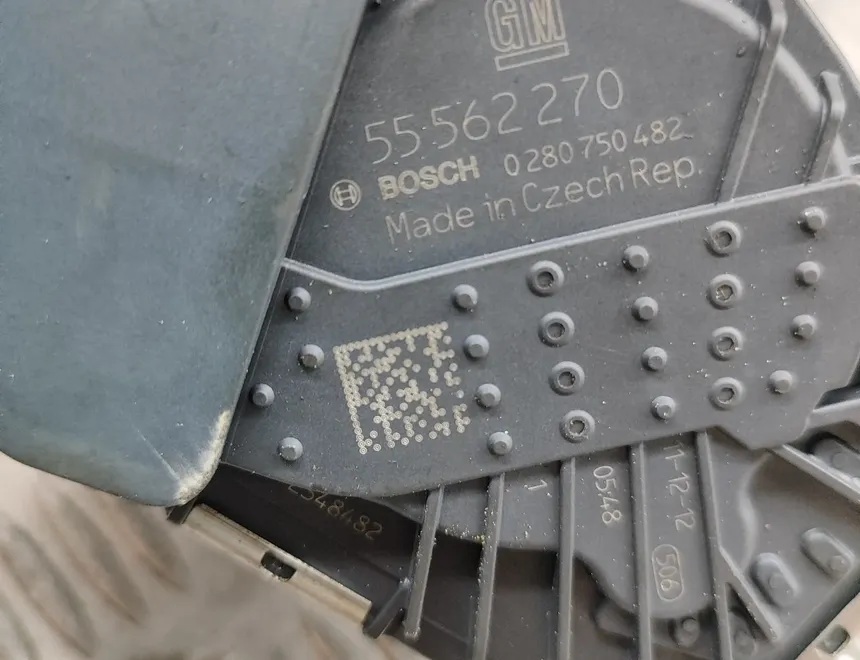 OPEL Ampera 1 generation (2012-2015) Дроссельная заслонка 55562270,0280750482 33098967