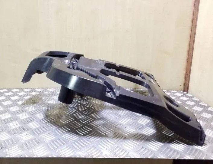 BMW X5 E70 (2006-2013) Левый держатель заднего бампера 51127158445,158446A 26100921